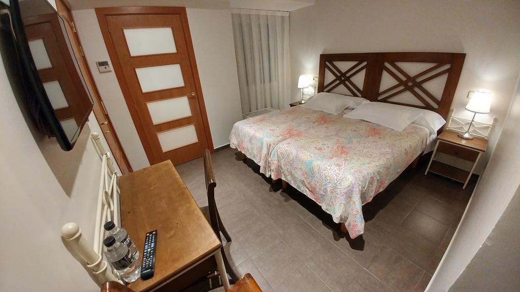 La Ciudadela Hotel Barcelona Luaran gambar